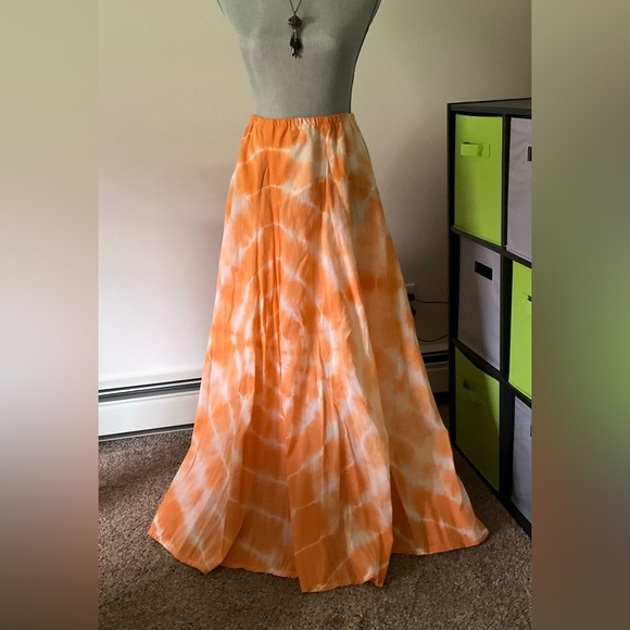 Soft Surroundings Dresses & Skirts - Soft Surroundings Orange and White tie-dye Maxi Skirt